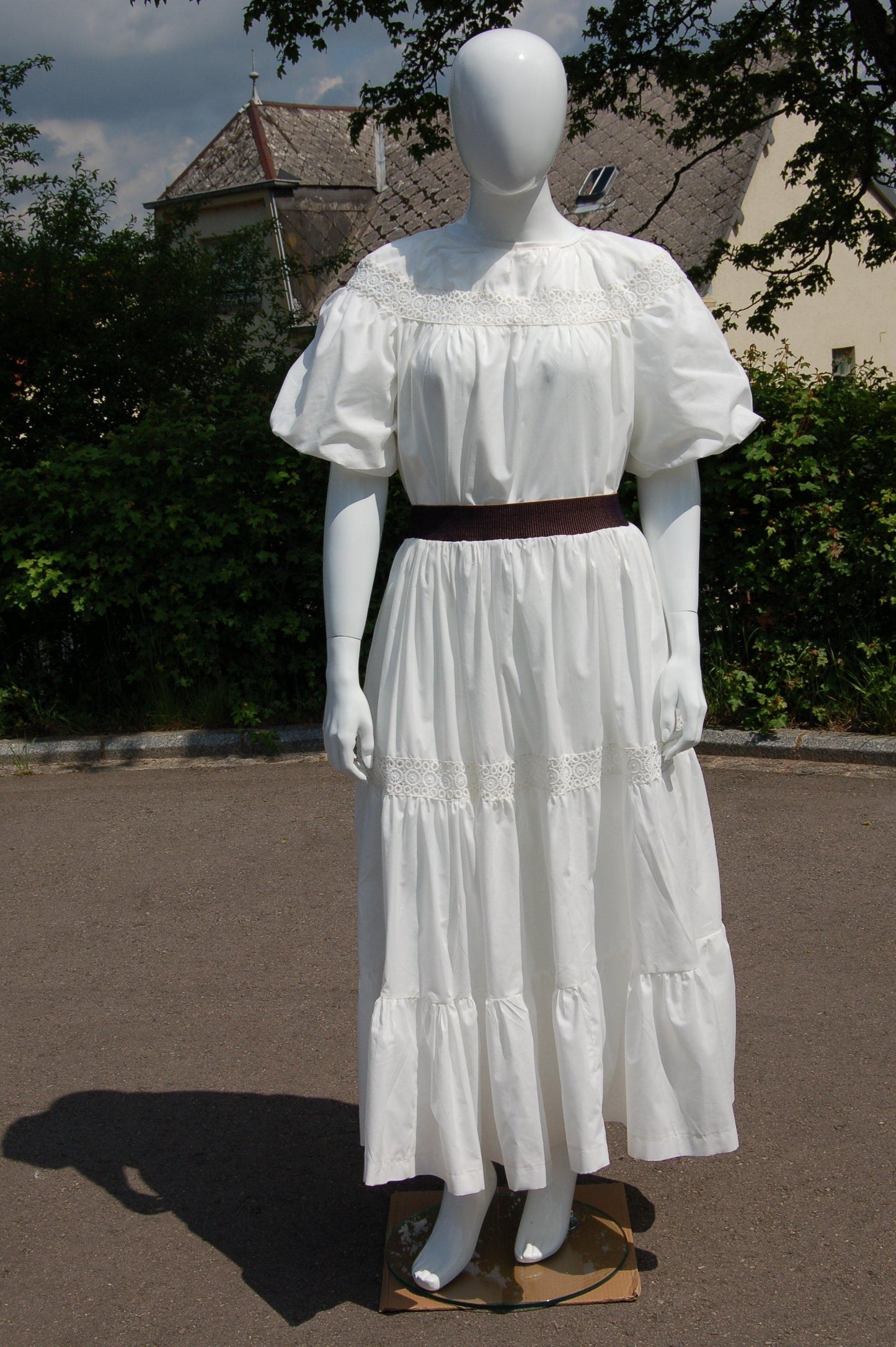 ensemble-jmaxi-upe-et-haut-blanc-avec-dentelle-guipure-femme-grande-taille-shanthary-fashion